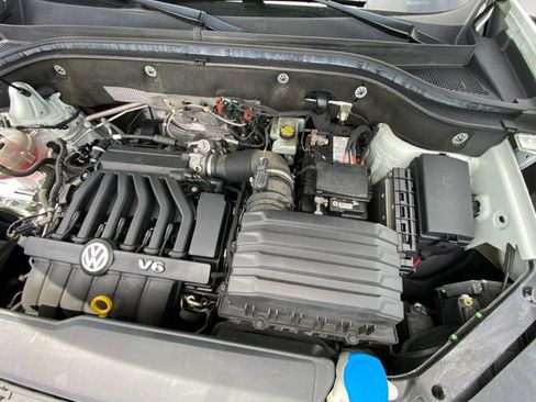 Used 2019 Volkswagen Atlas SEL FWD image 33