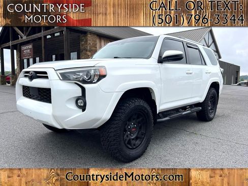 Used 2021 Toyota 4Runner SR5 image 1