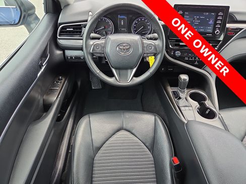 Used 2024 Toyota Camry SE FWD image 11