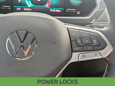 Used 2023 Volkswagen Tiguan SE R-Line FWD image 20