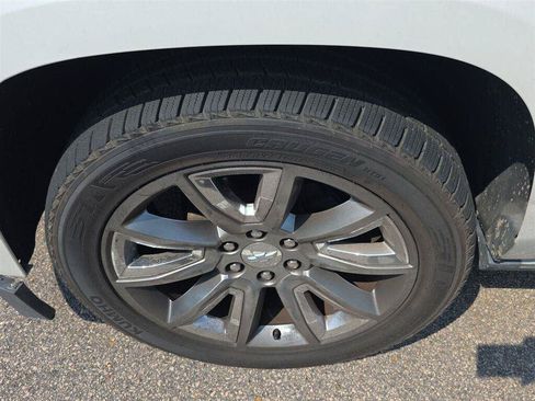 Used 2017 Chevrolet Tahoe Premier RWD image 6