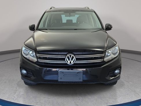 Used 2013 Volkswagen Tiguan SE AWD/4WD image 2