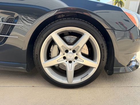 Used 2013 Mercedes-Benz SL 550 image 13