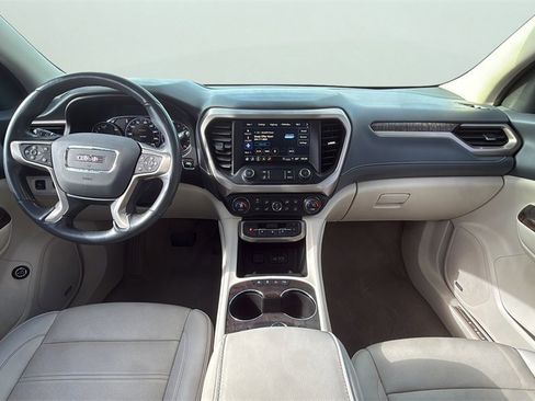 Used 2021 GMC Acadia Denali w/ Denali Technology Package image 13