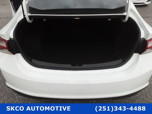 Used 2021 Chevrolet Malibu LT image 21
