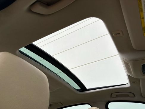 Used 2012 BMW 528i Sedan RWD image 26