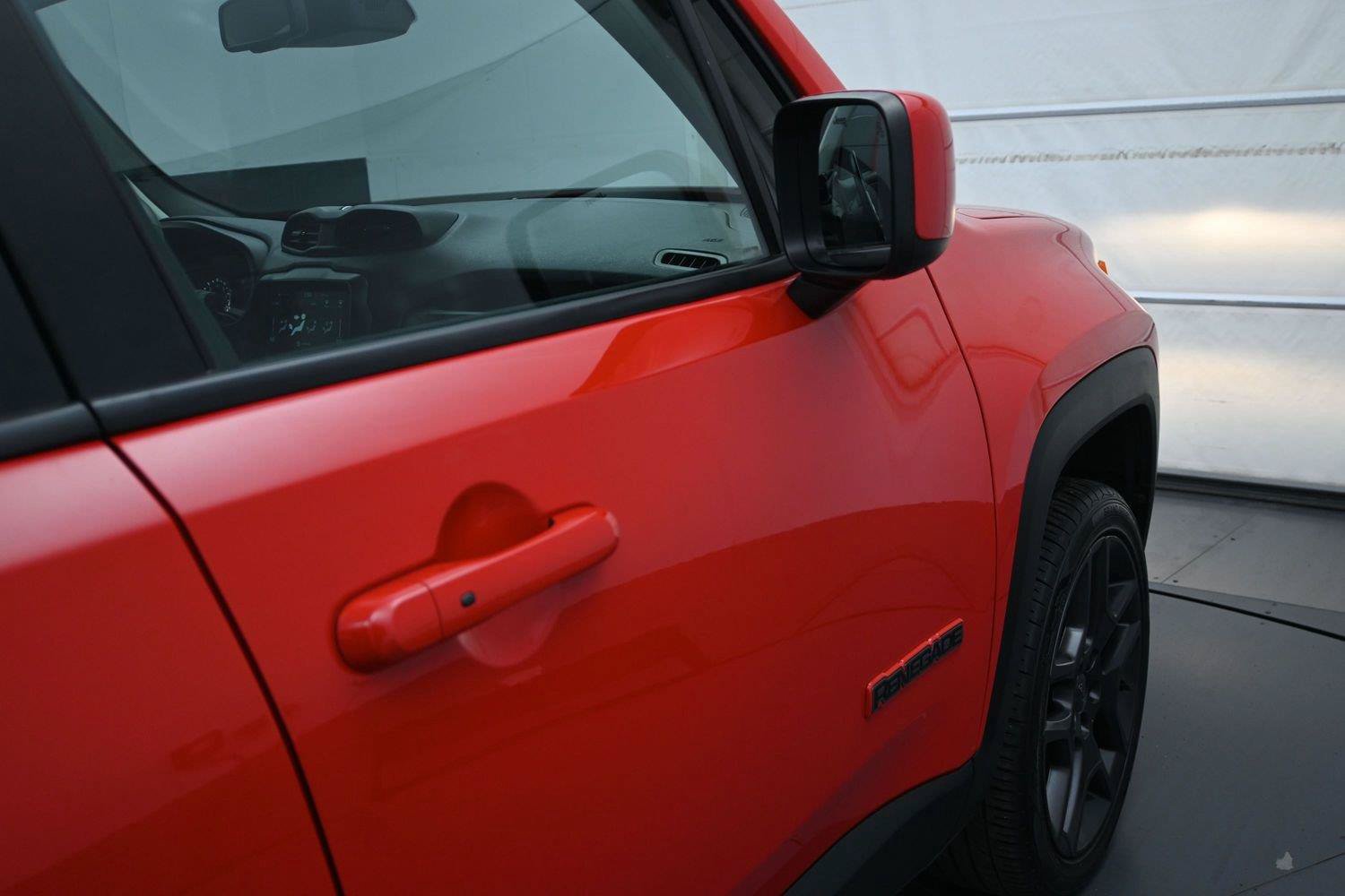Used 2022 Jeep Renegade Latitude w/ Convenience Group AWD/4WD image 15
