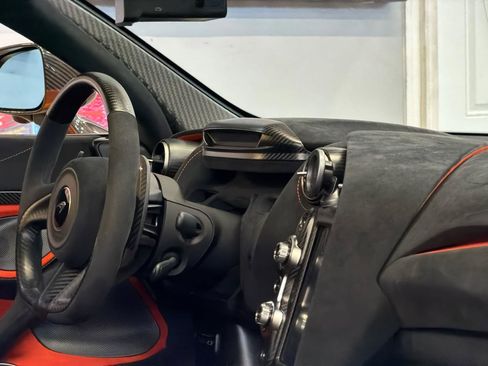 Used 2021 McLaren 765LT RWD image 40