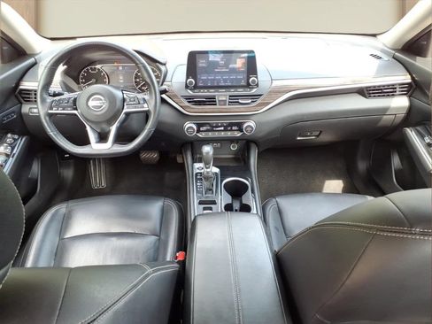 Used 2020 Nissan Altima 2.5 Platinum AWD/4WD image 23