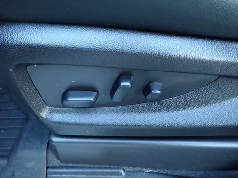 Used 2019 GMC Yukon XL SLT image 20