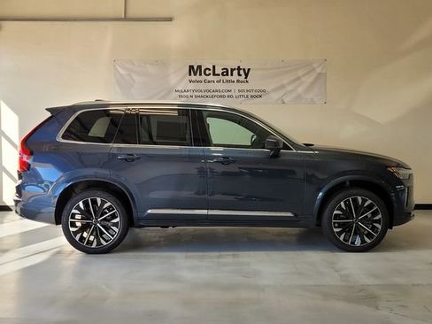 New 2026 Volvo XC90 B6 Plus w/ Protection Package Premier image 2