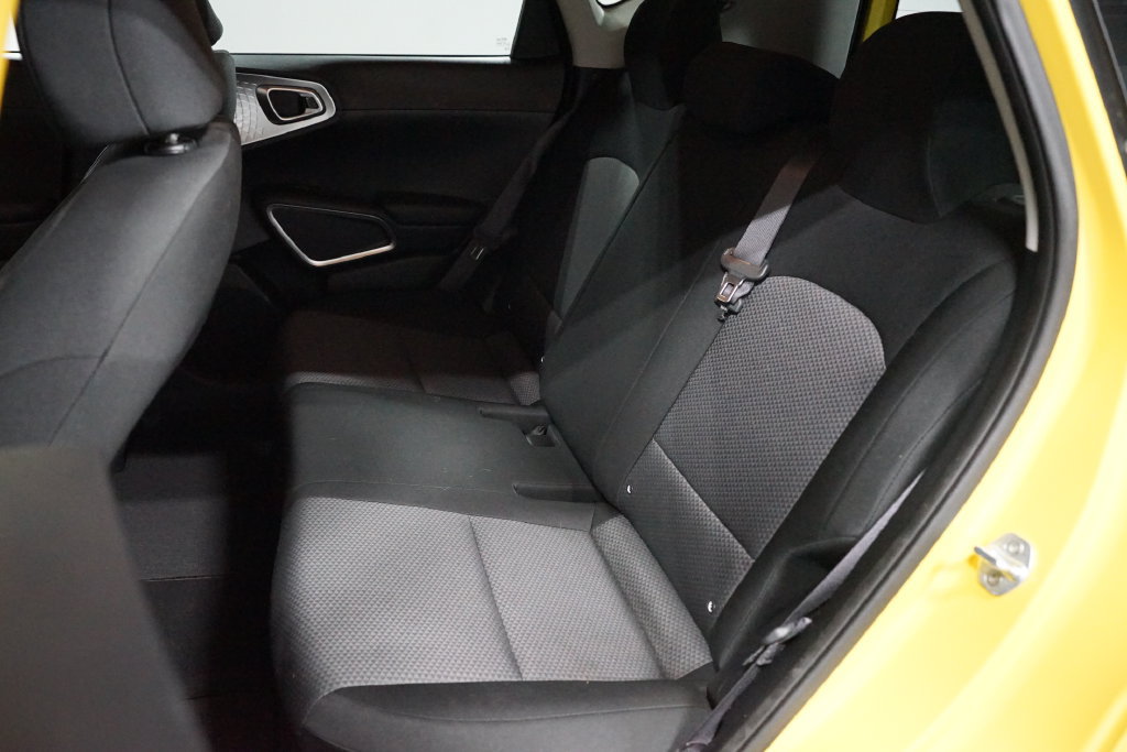 Used 2020 Kia Soul LX FWD image 24