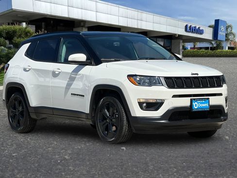 Used 2021 Jeep Compass Latitude FWD image 10