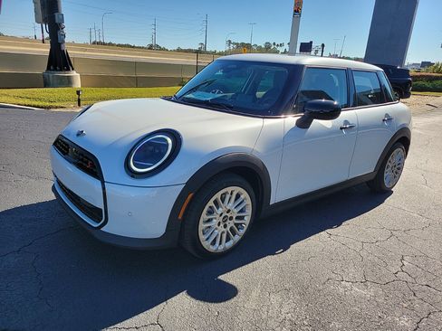 New 2025 MINI Cooper S image 6