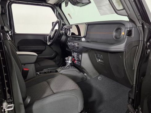 New 2026 Jeep Gladiator Mojave AWD/4WD image 28