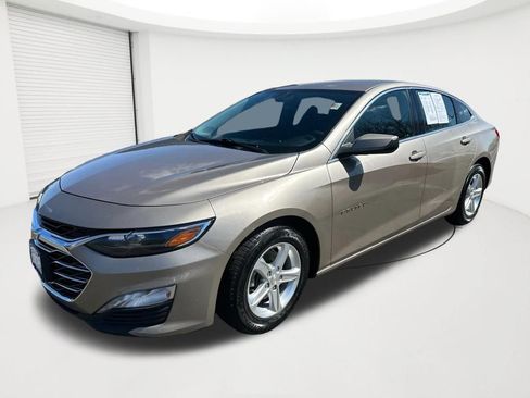 Used 2023 Chevrolet Malibu LT image 1