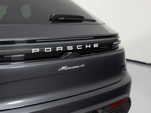 New 2026 Porsche Macan 4 Electric AWD/4WD image 41