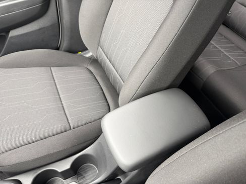 New 2026 Hyundai Venue SE image 14