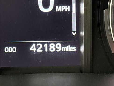 Used 2024 Toyota 4Runner Limited image 12