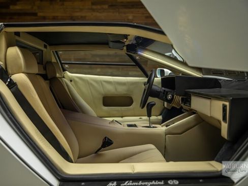 Used 1989 Lamborghini Countach Coupe RWD image 23