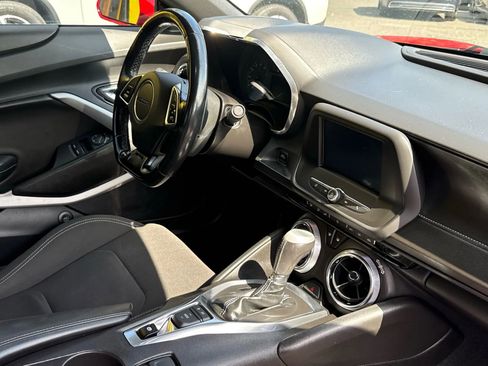 Used 2018 Chevrolet Camaro LT image 21