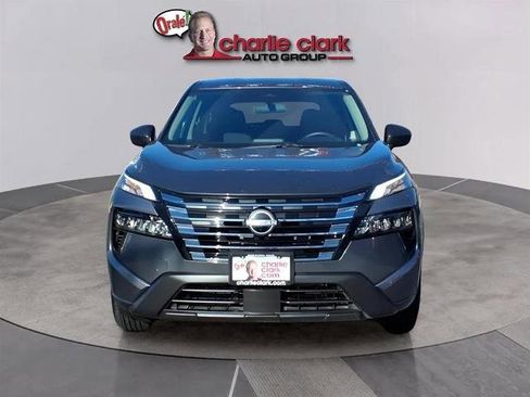 Certified 2025 Nissan Rogue S image 8