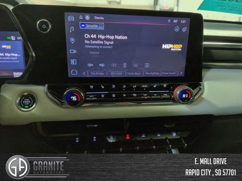 Used 2024 GMC Canyon AT4X AWD/4WD image 19