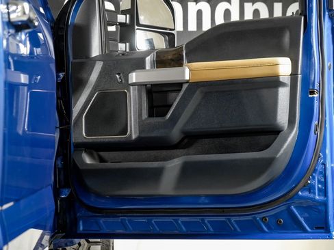 Used 2022 Ford F250 Lariat w/ Lariat Ultimate Package image 35