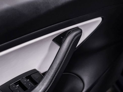 Used 2019 Tesla Model 3 Long Range AWD/4WD image 37