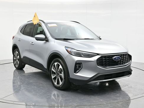 Certified 2023 Ford Escape Platinum image 1