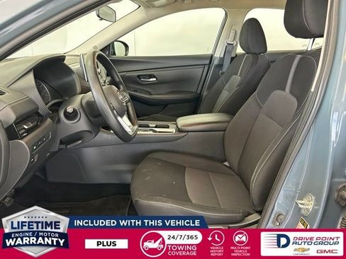 Used 2025 Nissan Sentra SV FWD image 15
