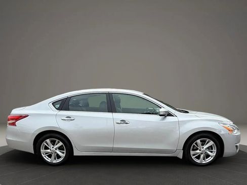 Used 2013 Nissan Altima 2.5 SL image 4
