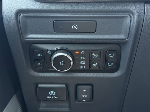 Used 2025 Ford F150 Raptor AWD/4WD image 24