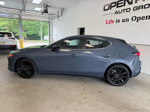Certified 2026 MAZDA MAZDA3 Carbon AWD/4WD image 4