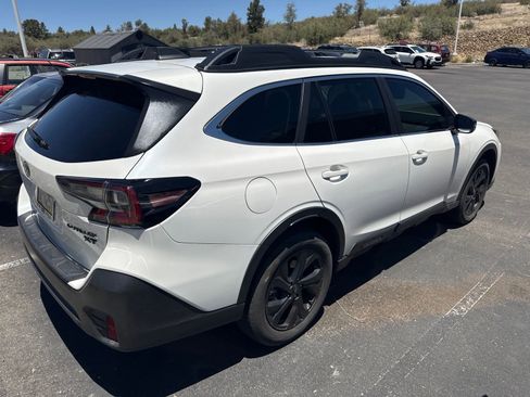 Used 2022 Subaru Outback Onyx Edition XT AWD/4WD image 4