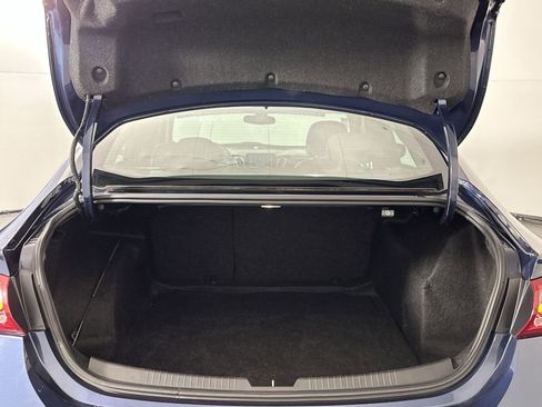 Used 2022 Chevrolet Malibu LT image 29