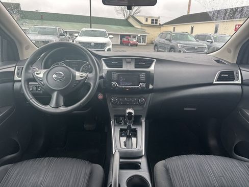Used 2017 Nissan Sentra SV FWD image 18
