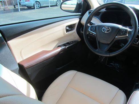 Used 2015 Toyota Avalon XLE Touring FWD image 12