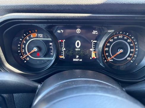 Used 2024 Jeep Wrangler Unlimited Sport AWD/4WD image 13