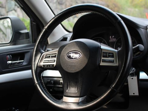 Used 2014 Subaru Outback 2.5i Premium image 20