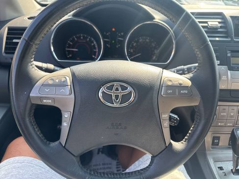 Used 2008 Toyota Highlander Sport w/ Tow Pkg AWD/4WD image 14