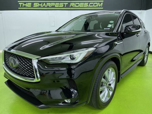 Used 2019 INFINITI QX50 Luxe w/ Navigation Package AWD/4WD image 5