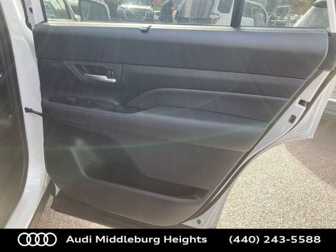 Used 2024 Toyota Grand Highlander XLE image 37