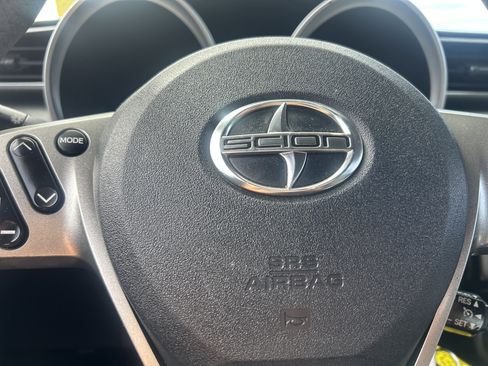 Used 2014 Scion tC FWD image 15