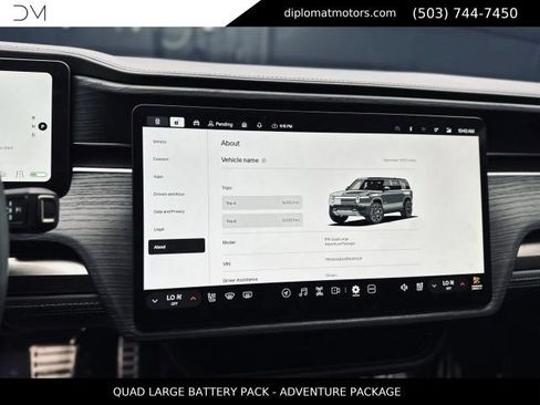 Used 2024 Rivian R1S Adventure AWD/4WD image 31