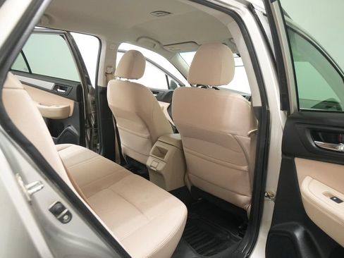 Used 2019 Subaru Outback 2.5i Premium AWD/4WD image 25
