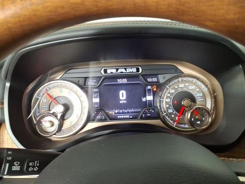 Used 2019 RAM 1500 Limited AWD/4WD image 21