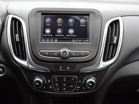 Used 2023 Chevrolet Equinox LT image 9