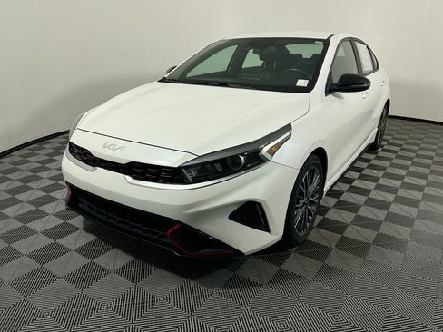 Certified 2024 Kia Forte GT-Line FWD image 9