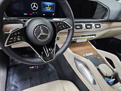 New 2026 Mercedes-Benz GLE 450 4MATIC image 17